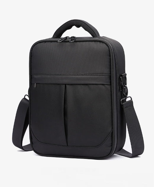 Black Agate men's shoulder bag, a stylish messenger bag with a sleek design, suitable for everyday use and travel.