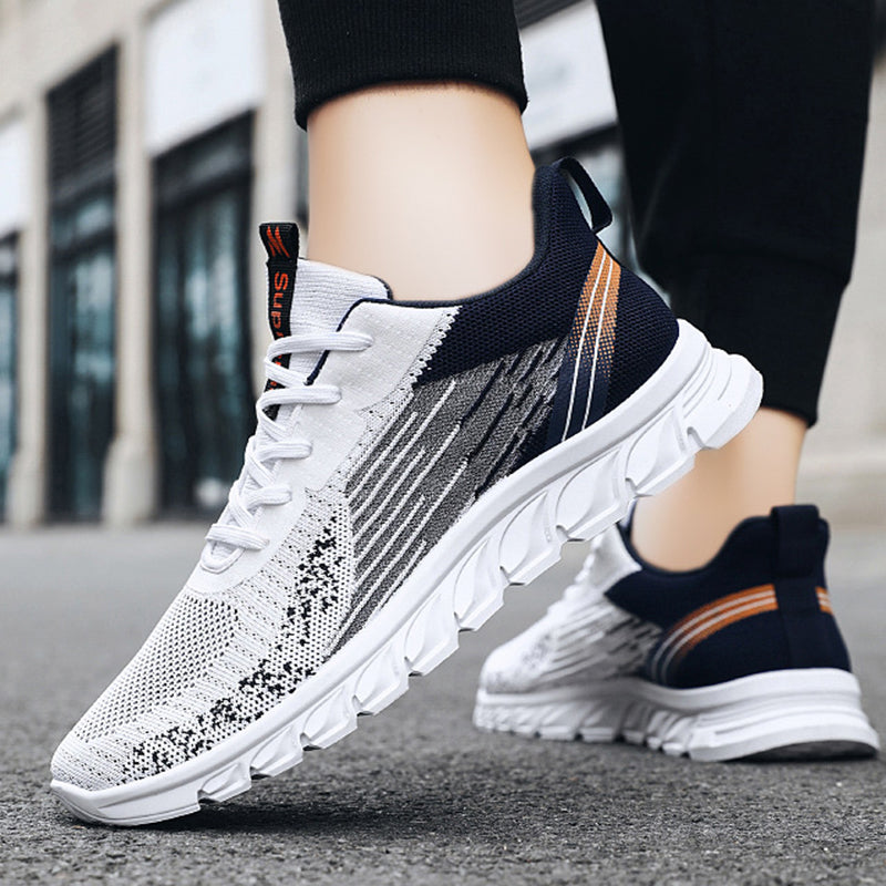 Black men's Agate sneakers with wavy bottom design, suitable for running and walking, size 39.