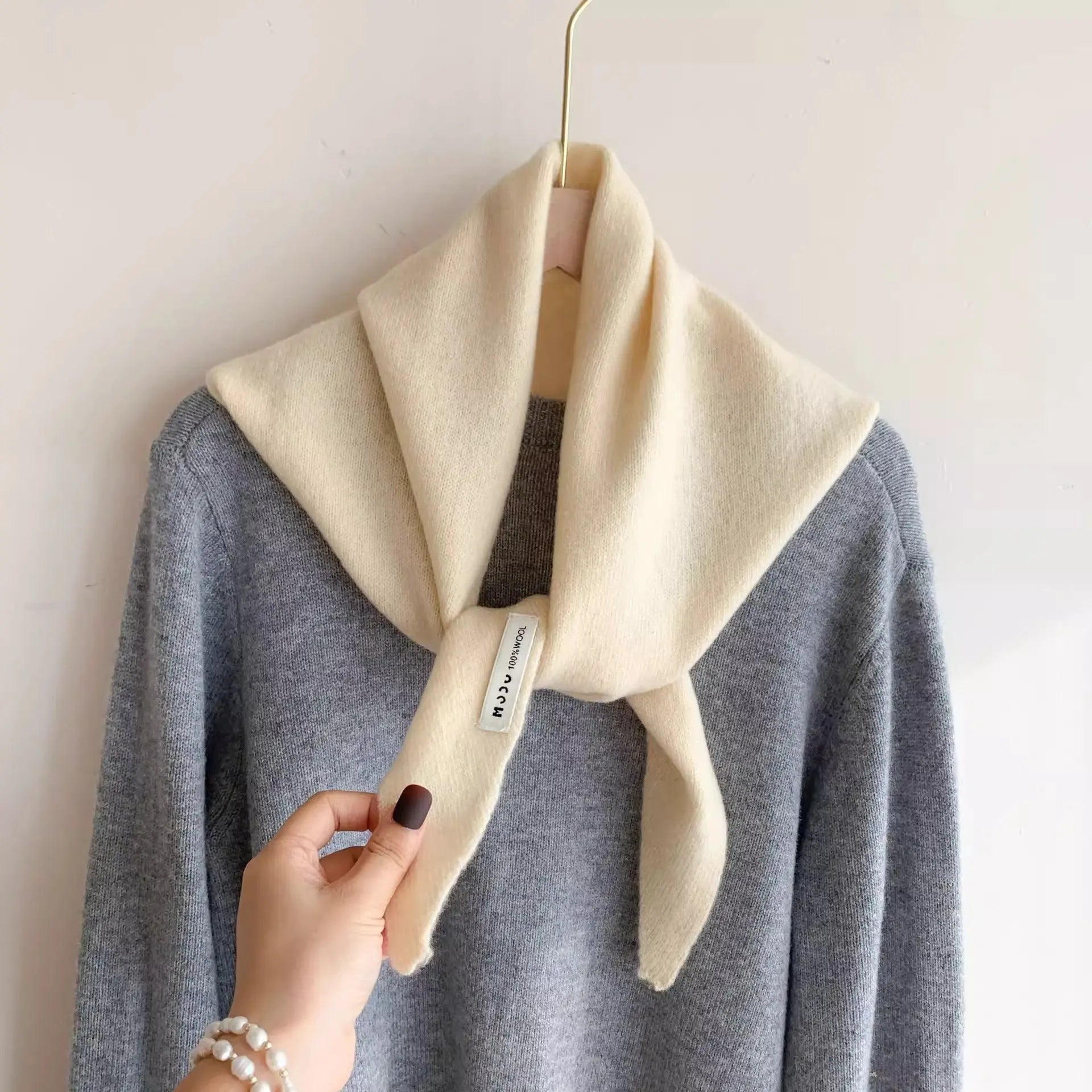 Womens Solid-Color Wool Knit Triangle Scarf Shawl For FallWinter - Alvionz.de