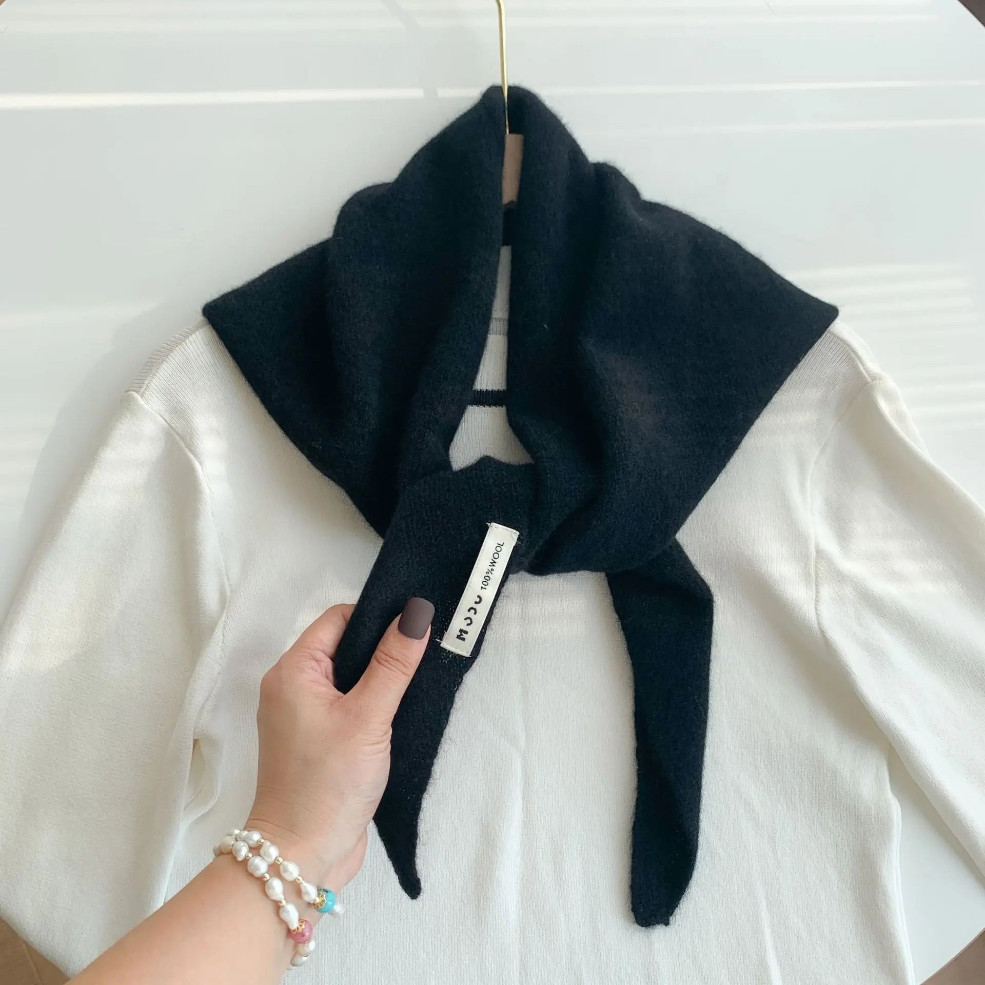 Womens Solid-Color Wool Knit Triangle Scarf Shawl For FallWinter - Alvionz.de