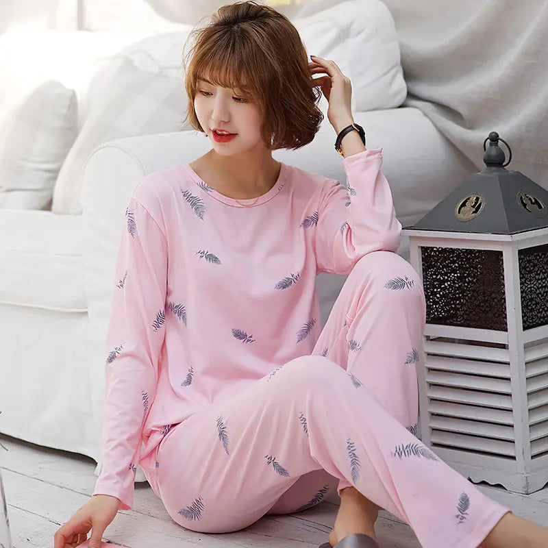 Women's Long-Sleeved Pajama Set in Cute Design Alvionz.de
