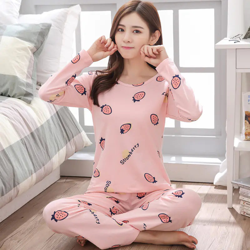 Women's Long-Sleeved Pajama Set in Cute Design Alvionz.de