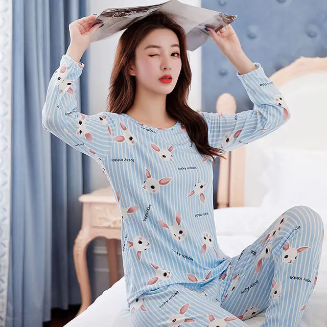 Women's Long-Sleeved Pajama Set in Cute Design Alvionz.de