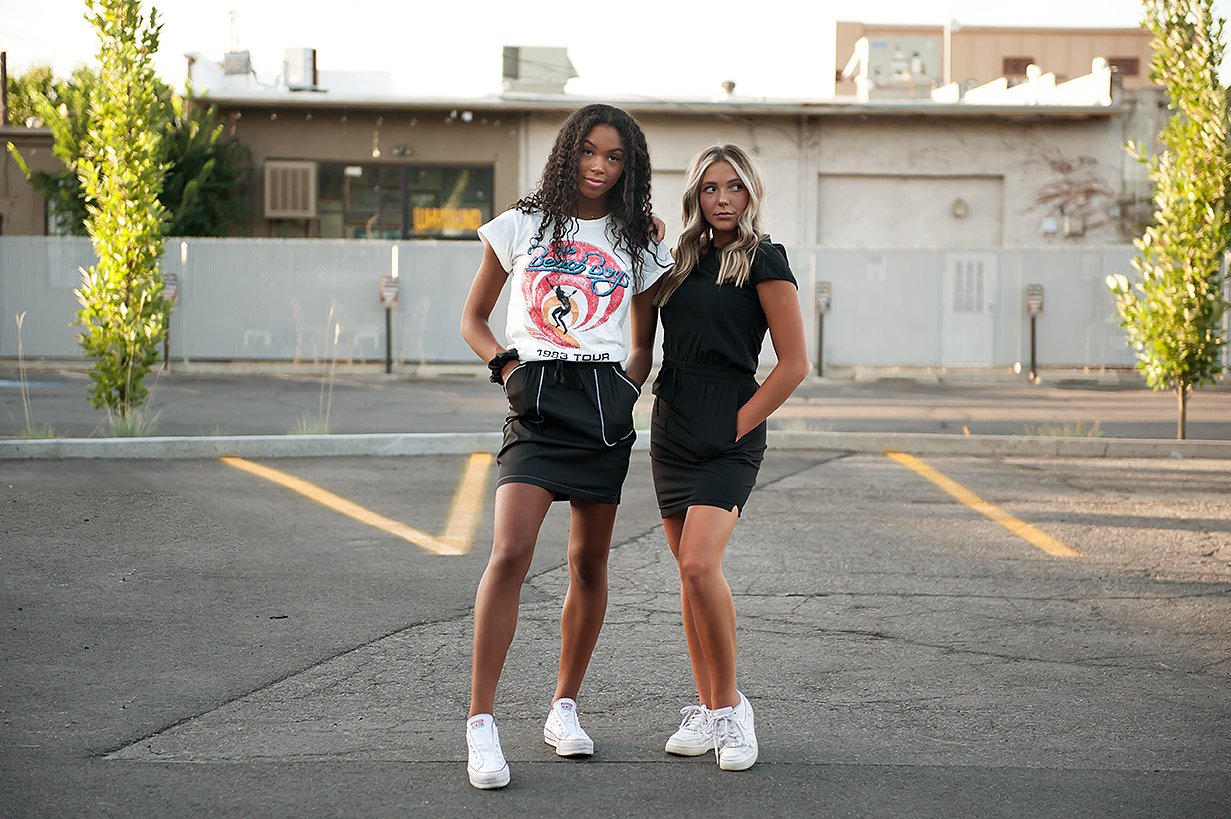 DT Women's DOWNTOWN Lightweight Dress in Black Lavender Danae