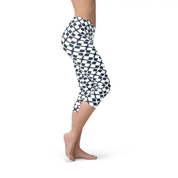 Womens Geometric Blue Tile Capri Leggings - Alvionz.de