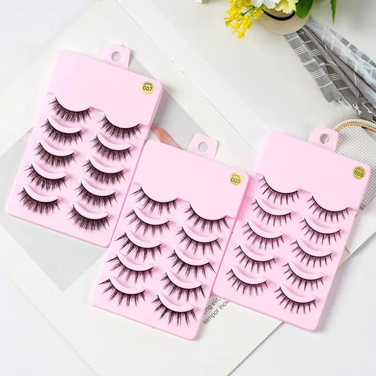 Five pairs of Trendsi manga lashes with natural, wispy style for anime cosplay and Korean makeup looks.