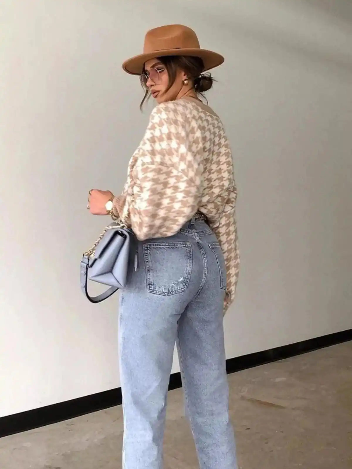 43b9e4273a8140fa9c296e883a062e37-Max-Origin